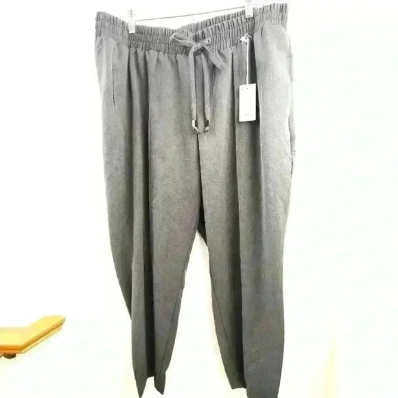 Lane Bryant Tailored Stretch Dress Pants Gray 18/20 Tapered Pleat Elastic Waist - Picture 1 of 6